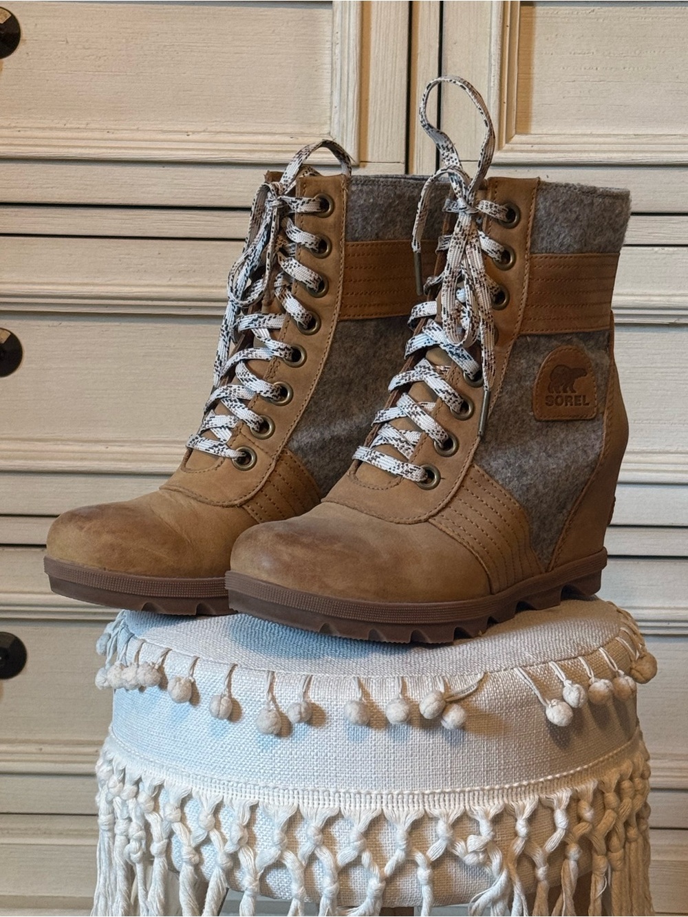 Sorel Women's Tan and Gray Lace-Up Wedge Ankle Boots